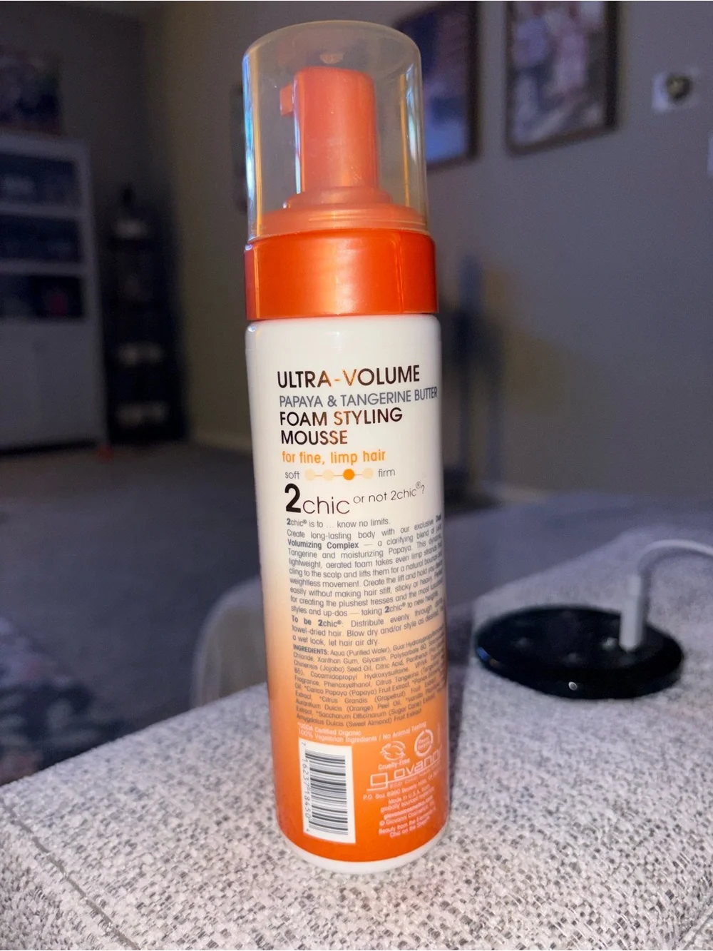 2chic Ultra Volume Foam Styling Mousse - Orange